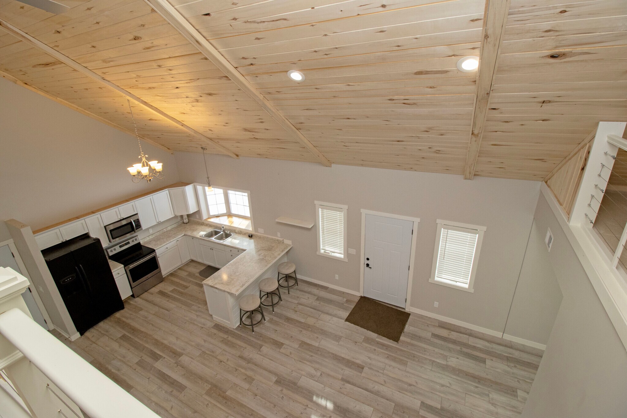 Building Photo - 13796 Hwy 55