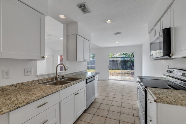 Building Photo - 4307 Eagle Fork Dr