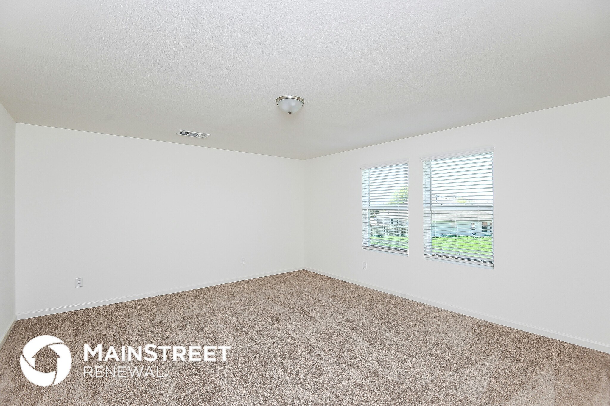 Building Photo - 525 Canoe Way