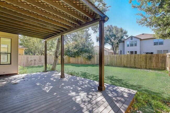 Building Photo - 507 Tyree Rd