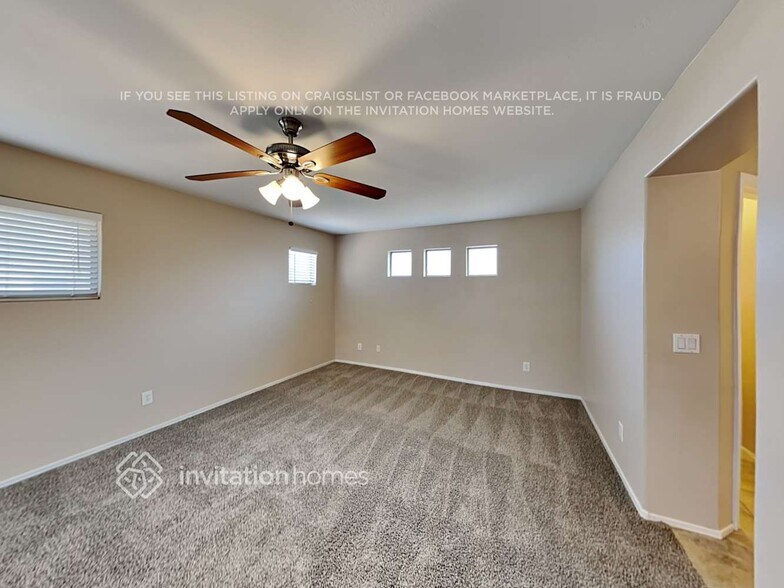 Building Photo - 9307 E Keats Ave