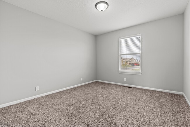 Building Photo - 20101 E 24th Terrace Ct S