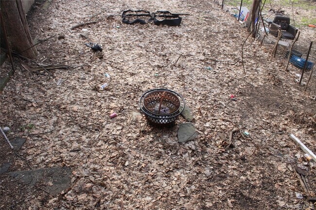 Building Photo - 52 S Bridge St