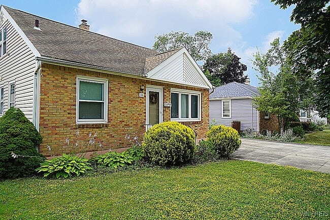 Building Photo - 55 Cornell Ave