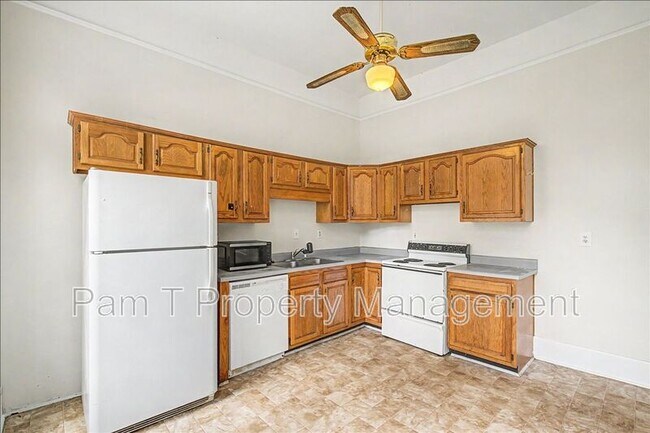 Building Photo - 512 E Waldburg Ln