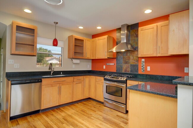 Building Photo - 3521 Smith Ave SE