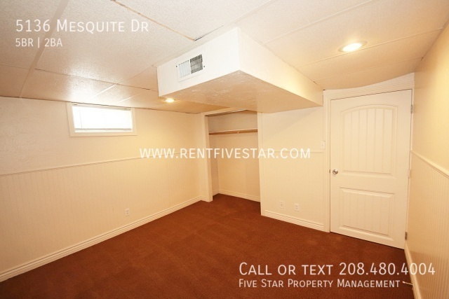 Building Photo - 5136 Mesquite Dr