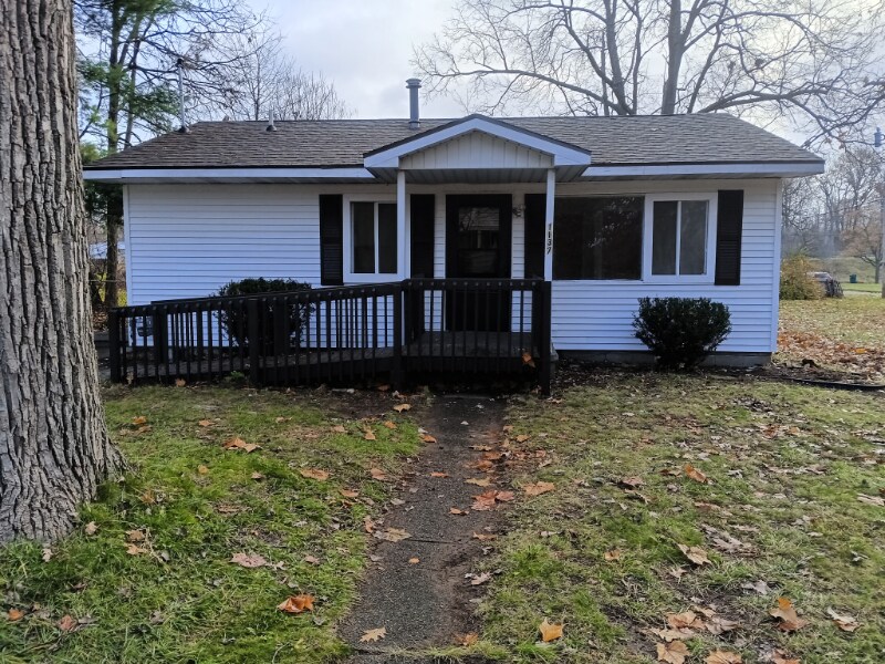 Building Photo - 1137 Regent St