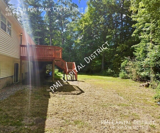 Building Photo - Spacious 1800 SF 4 bedroom, 1.5 bath raise...