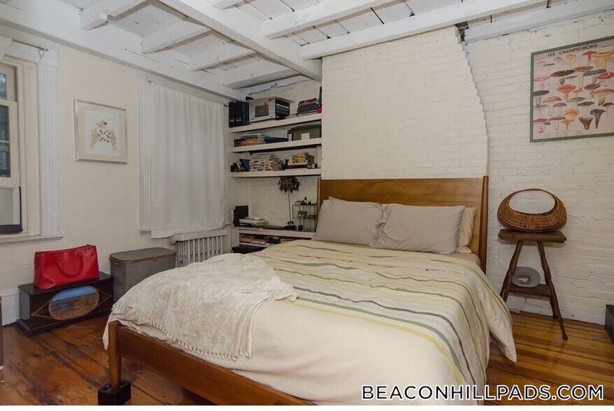 Building Photo - 2 Champney Pl