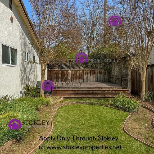 Building Photo - 2510 Biscay Way