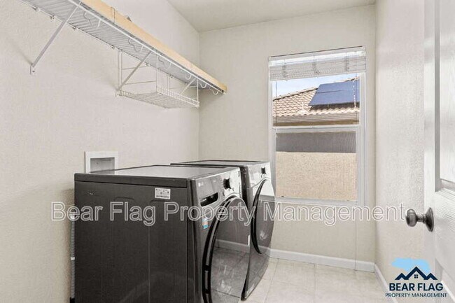 Building Photo - 3729 Archetto Dr
