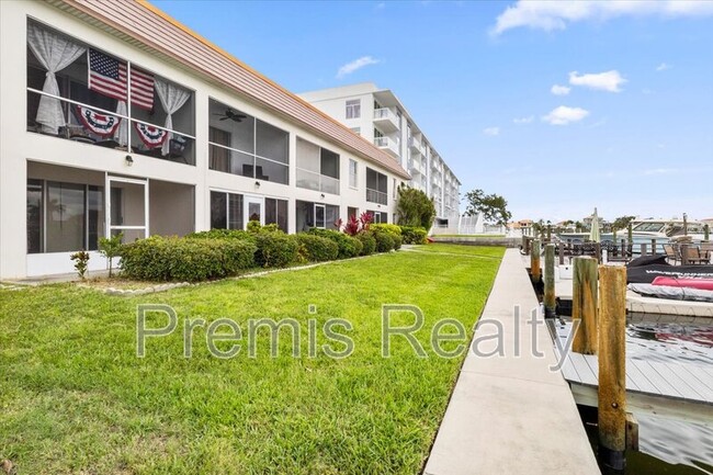 Building Photo - 333 Island Way