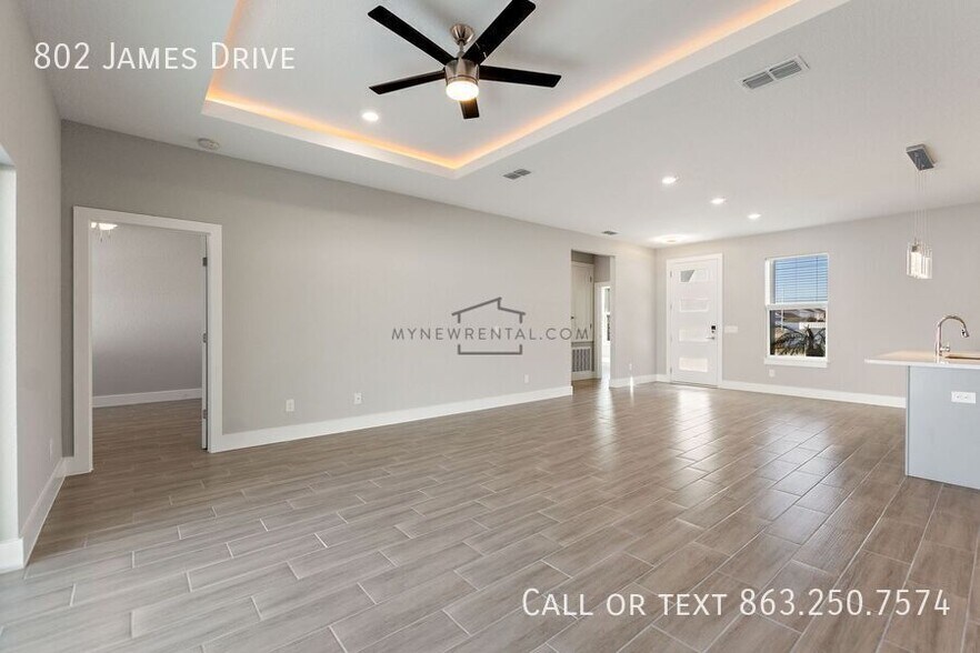 Building Photo - 802 James Dr