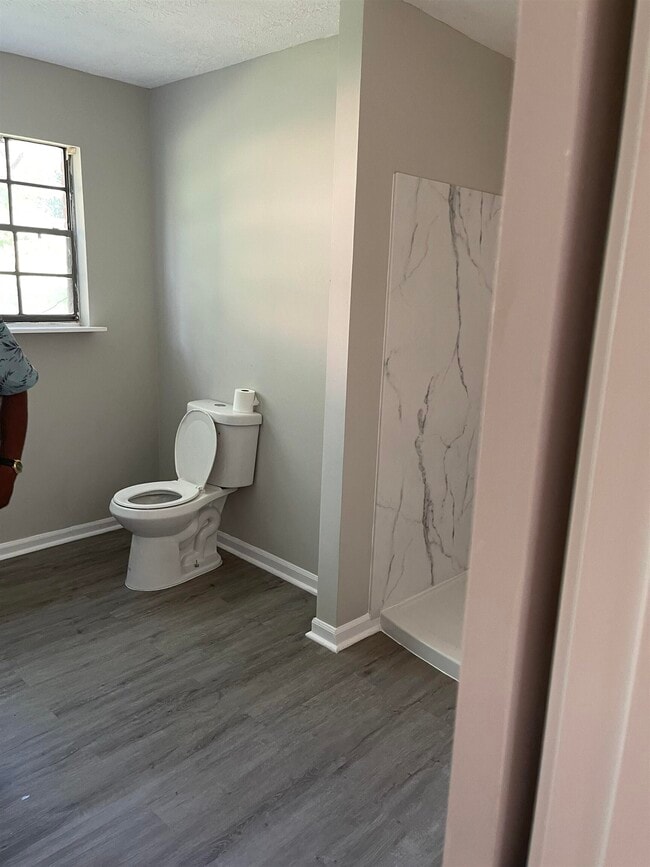 Building Photo - 152 Rountree Rd