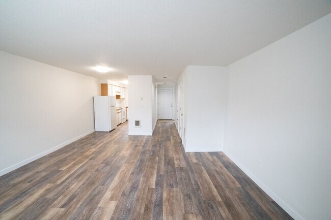 Building Photo - 3411-3423-3423 SE 85th Ave