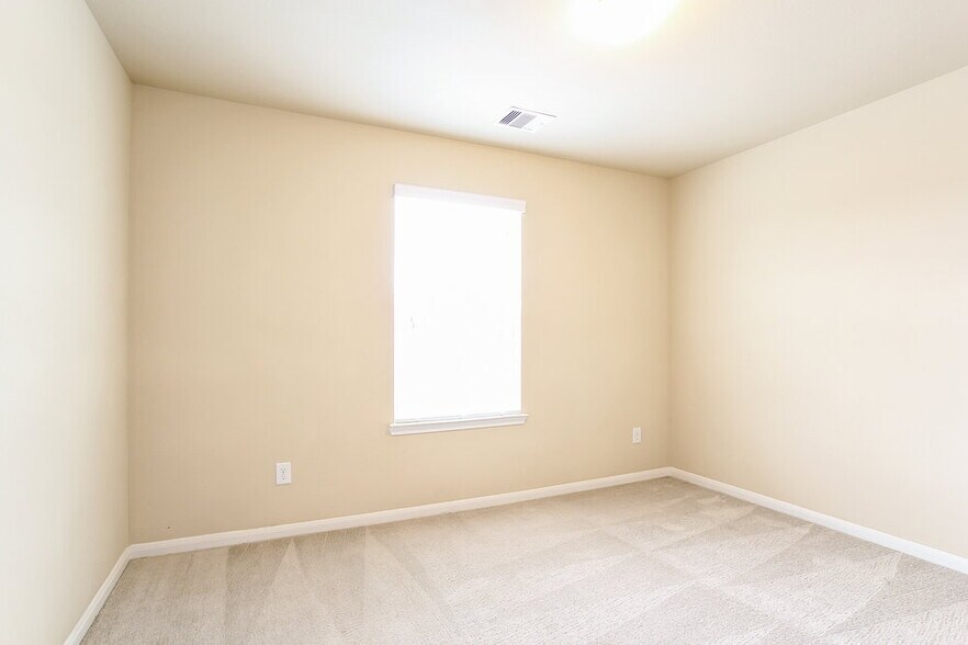 Building Photo - 13050 Rose Landing Dr