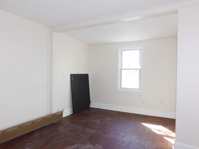 Building Photo - 47 Granfield Ave