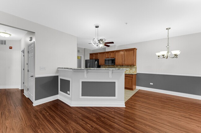 Building Photo - 10201 Camden Ln