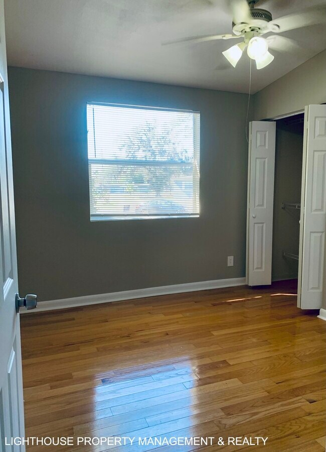 Building Photo - Beautifully Updated San Mateo Home with Huge Fenced Yard
