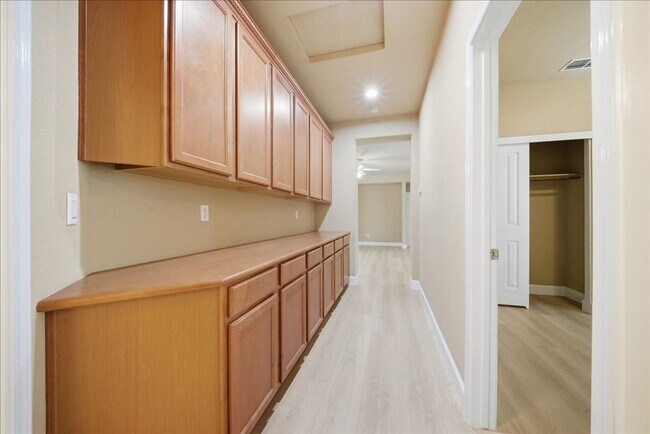Building Photo - 4319 Cadee Ct