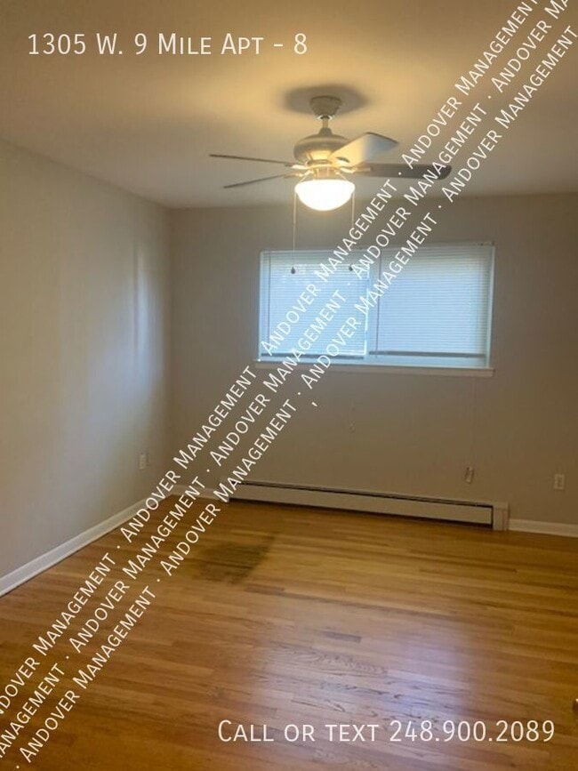 Building Photo - Catalpa Court