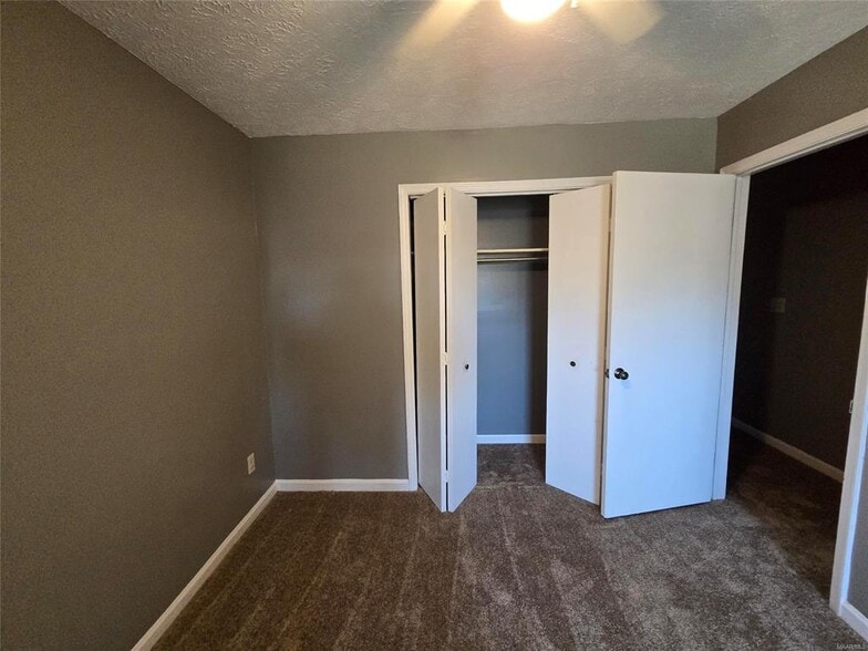 Building Photo - 6628 E Aberdeen Dr