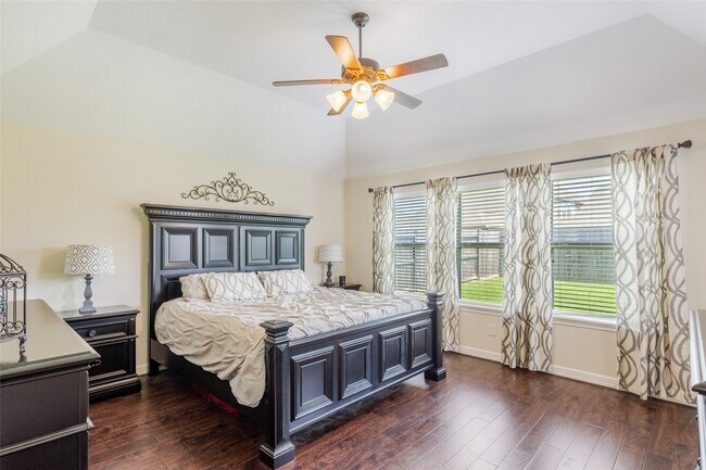 Building Photo - 19826 Summit Crest Ct