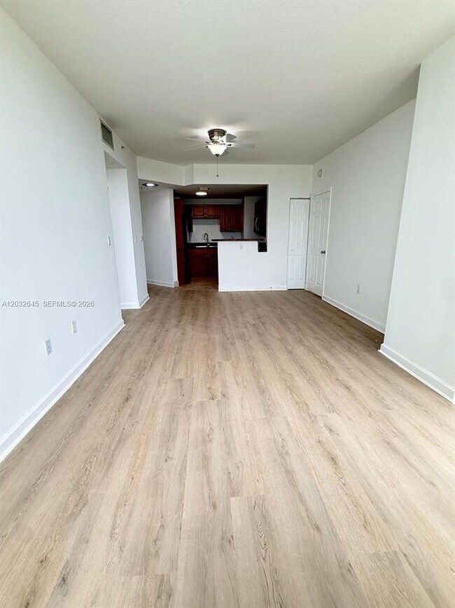 Building Photo - 357 Almeria Ave