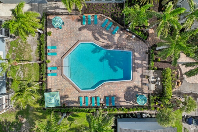 Building Photo - Cypress Winds Apartment Homes