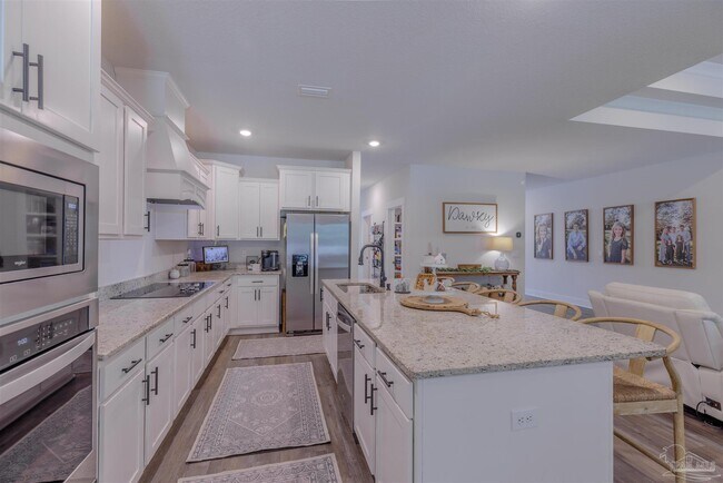 Building Photo - 4169 Equestrian Blvd