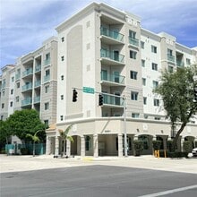 Building Photo - 6001 SW 70th St
