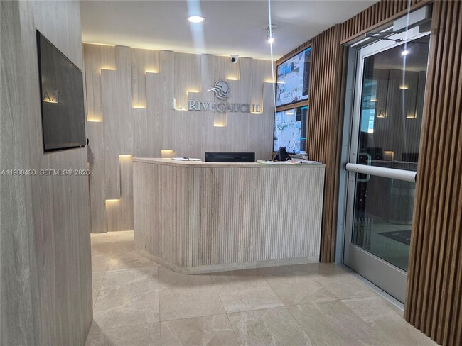 Building Photo - 5880 Collins Ave