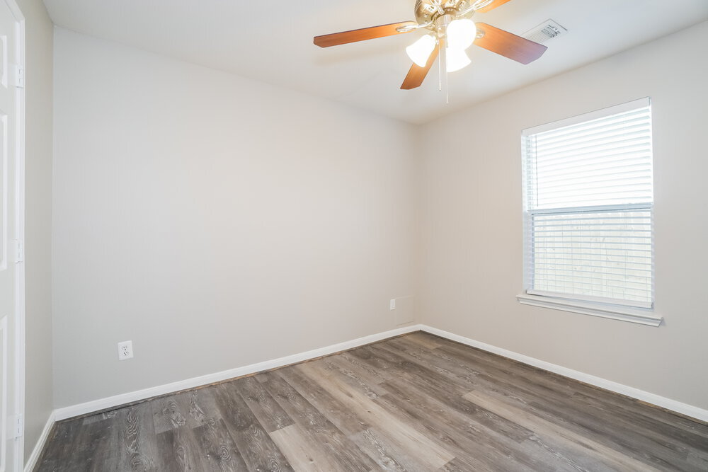 Building Photo - 11747 Elizabeth Ct