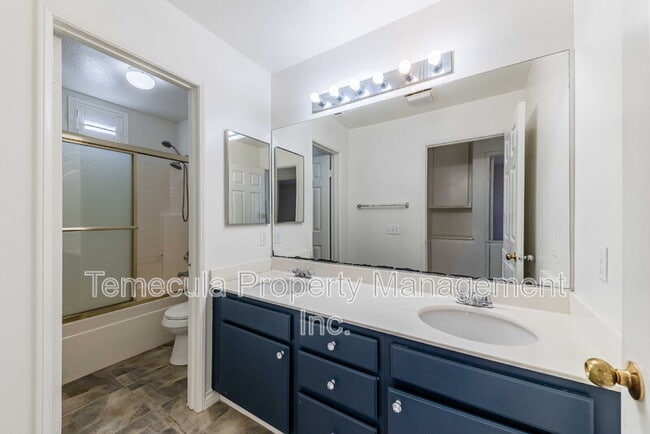 Building Photo - 30450 Summerside St