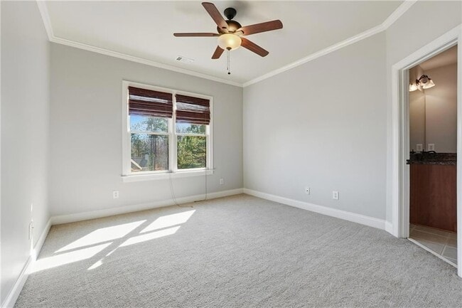 Building Photo - 6437 Blue Water Dr