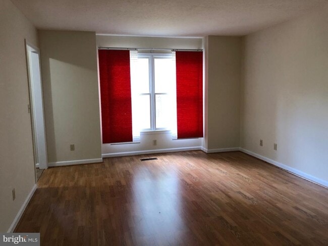 Building Photo - 21113 Arbor Ct
