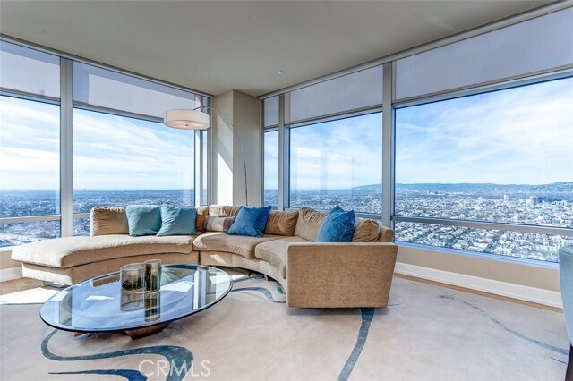 Building Photo - 900 W Olympic Blvd