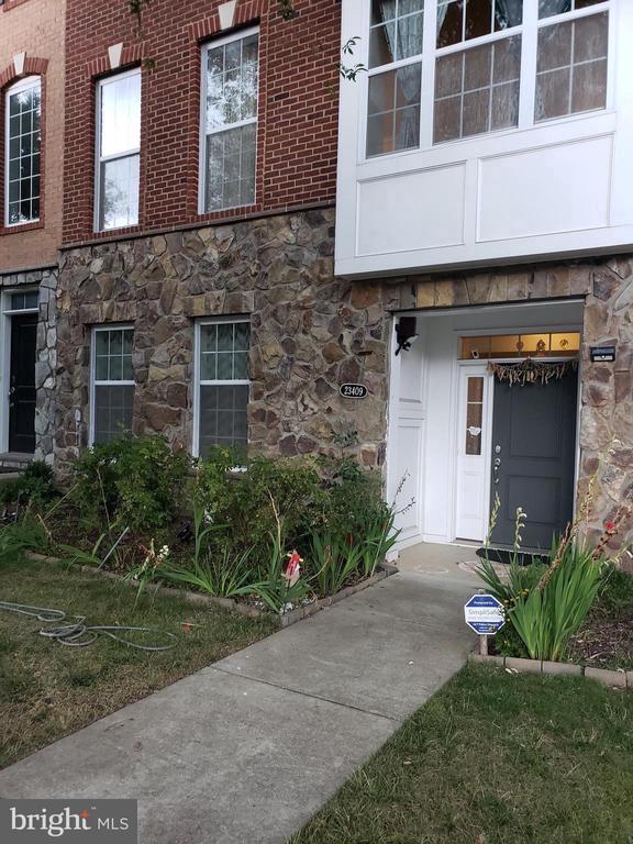 Building Photo - 23409 Berkeley Meadows Dr