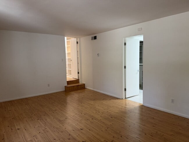 Building Photo - 641 Garcia St