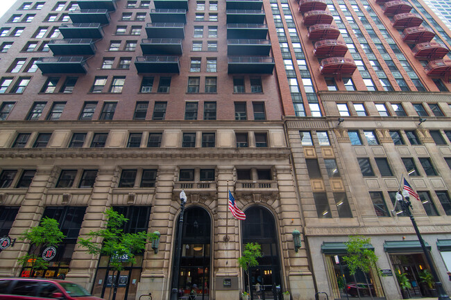 Primary Photo - 212 W Washington St