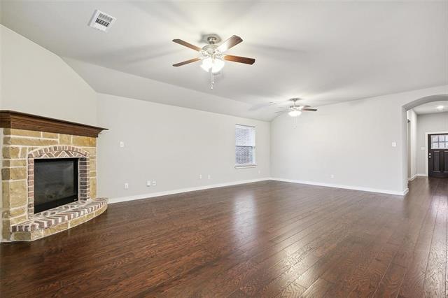 Building Photo - 1212 White Dove Dr