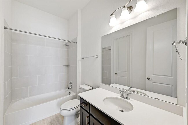 Building Photo - 2124 Bel Paese Bnd