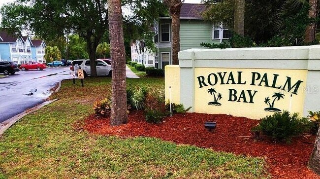 Building Photo - 2010 Royal Bay Blvd