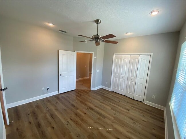 Building Photo - 627 Quinby Way