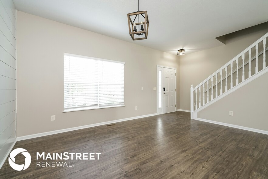 Building Photo - 165 Butternut Pass