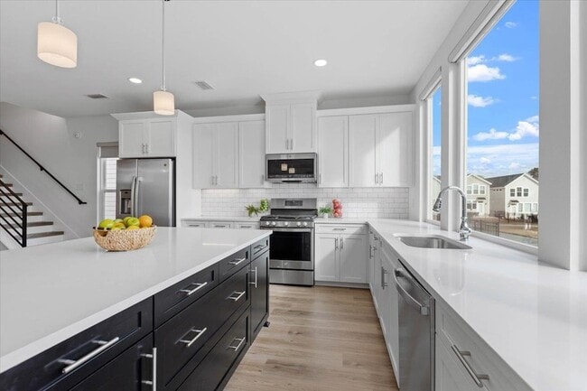 Building Photo - 459 Grand Oaks Rd