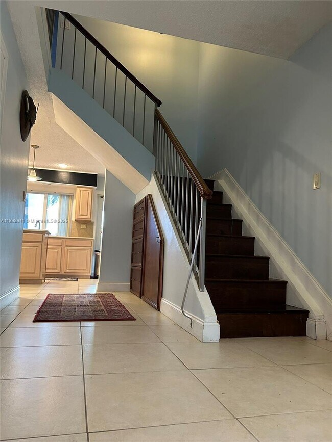 Building Photo - 4871 SW 103rd Ave