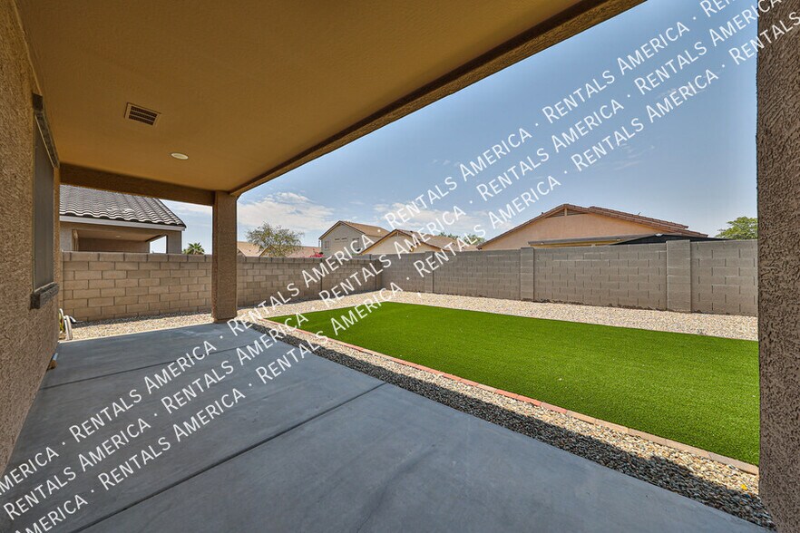 Building Photo - 1578 S 224th Ln
