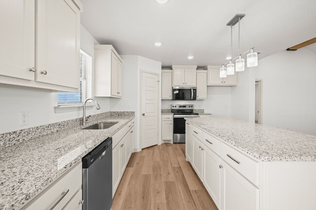 Building Photo - Country Living In Idalou ISD!